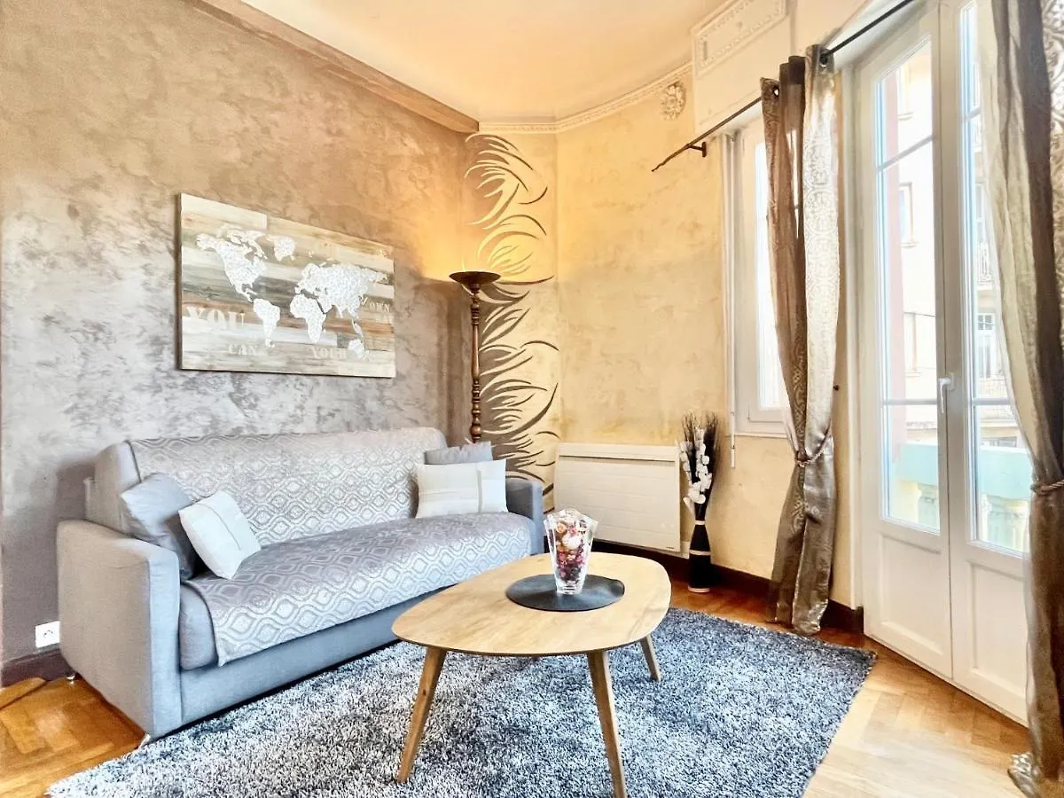 ניס Swiss Star - Easy Home Booking 0*,  צרפת